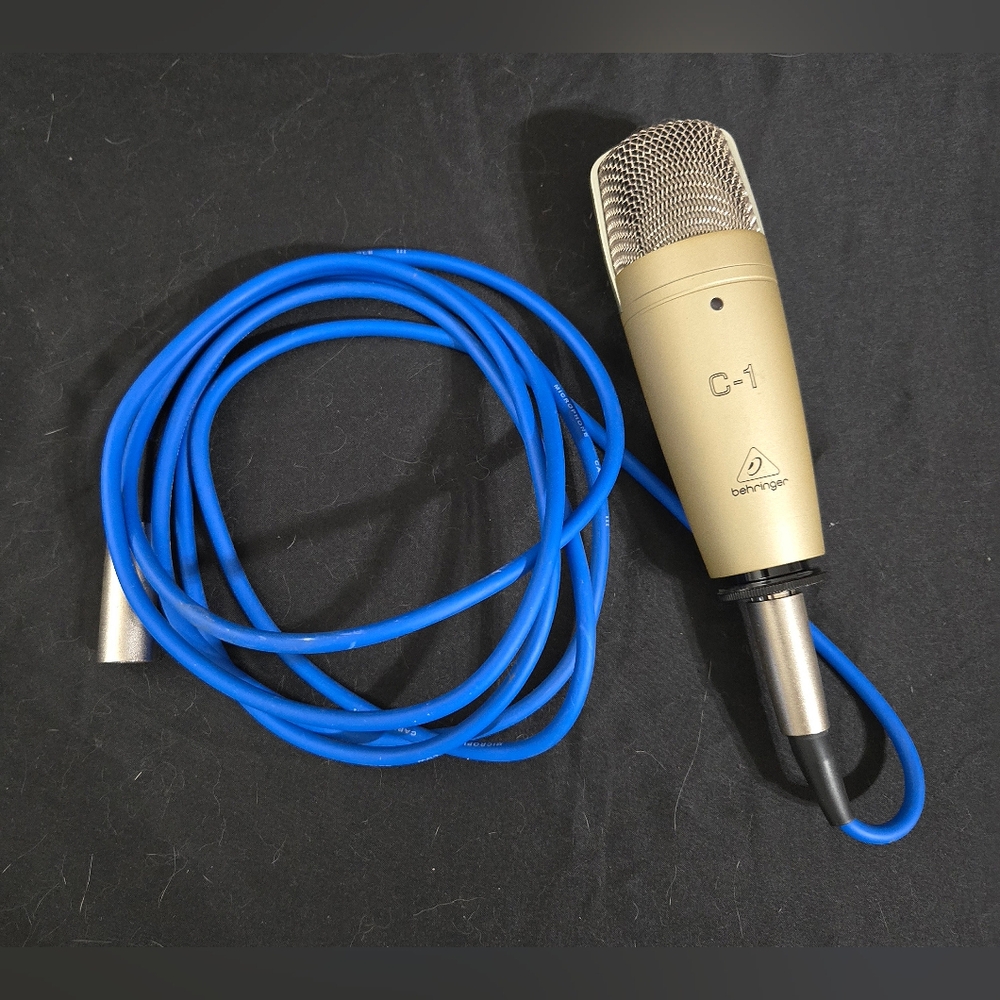Behringer C-1 Gold Studio Condenser Microphone - Picture 2 of 4
